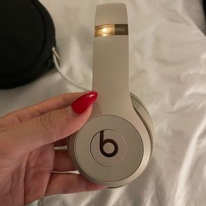 Beats by Dr Dre Solo 3 headphones